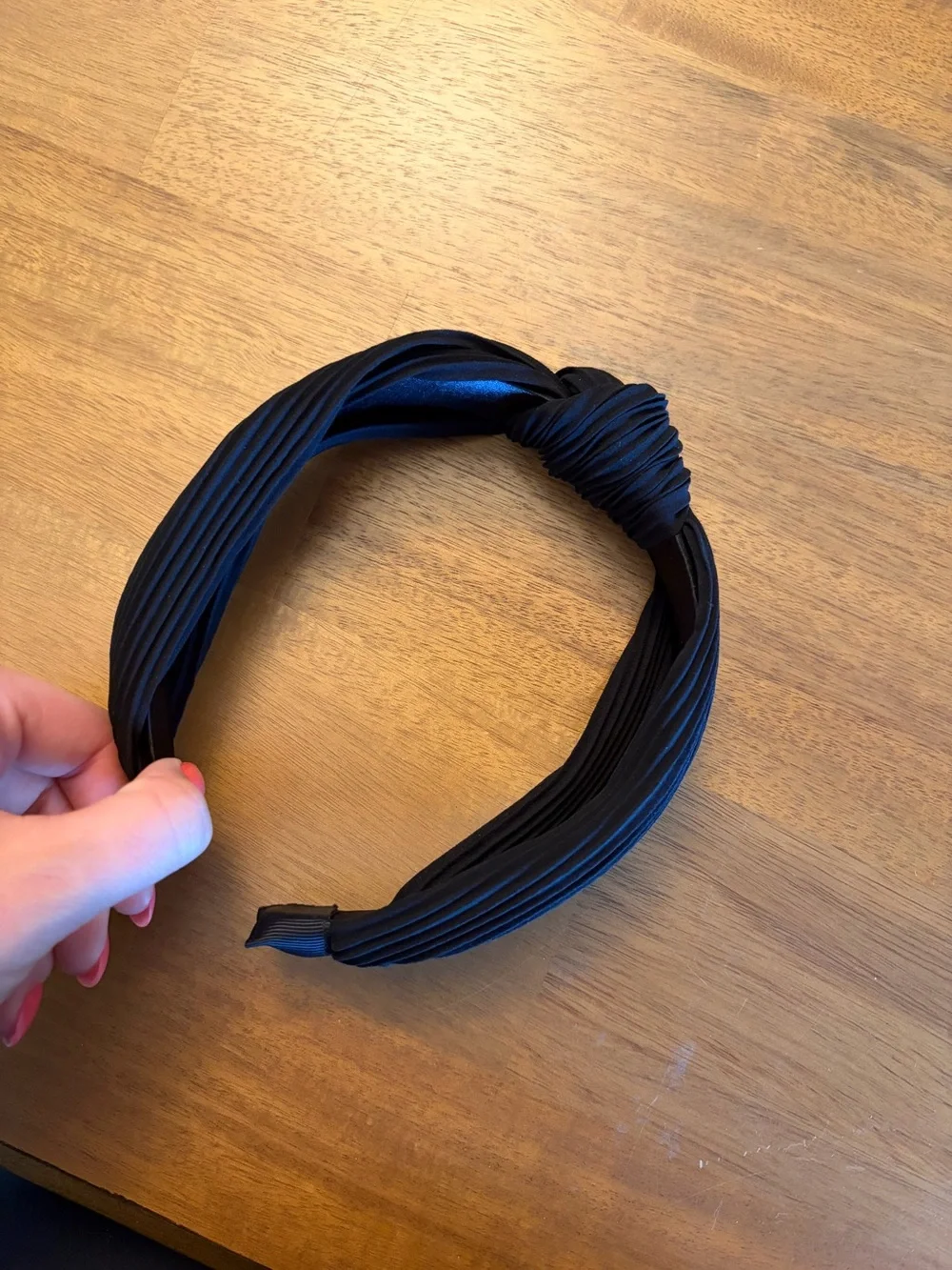 Old Navy Black Knotted Pleated Headband